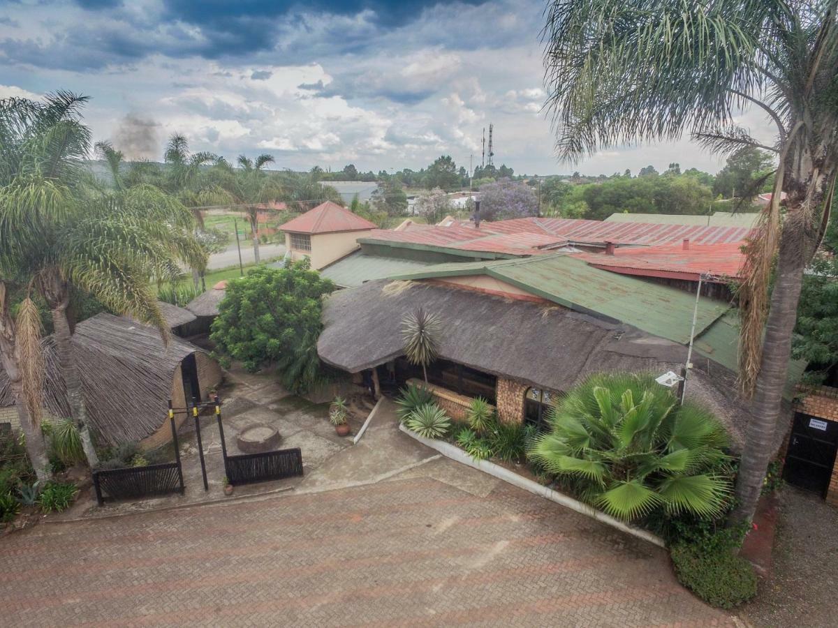 Summit Lodge กราสคอป ภายนอก รูปภาพ